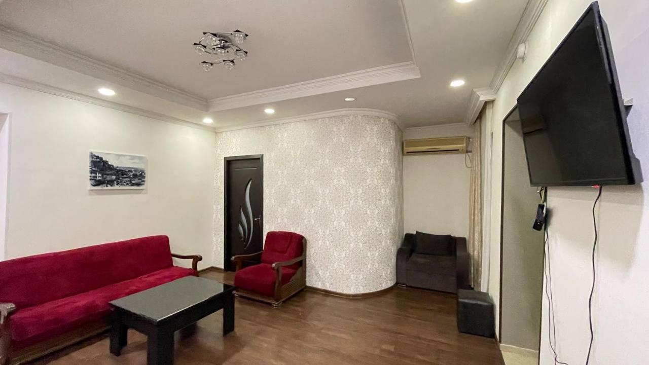 Elegant Modern Apartment Tbilisi Eksteriør bilde